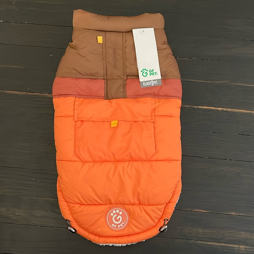 NWT GF Pet Coat size: Large